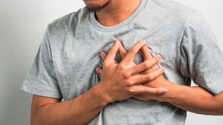 ¿Sabías que la salud cardíaca también influye en la próstata y la función sexual?